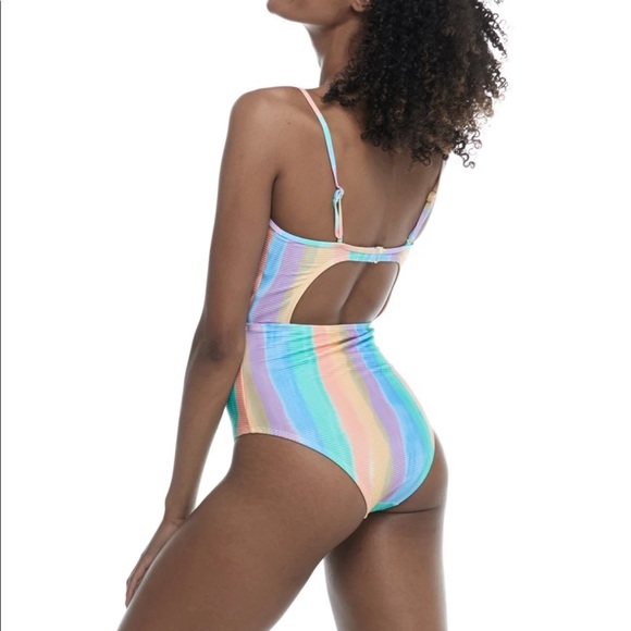 Eidon By Body Glove Monokini - Picture 2 of 8